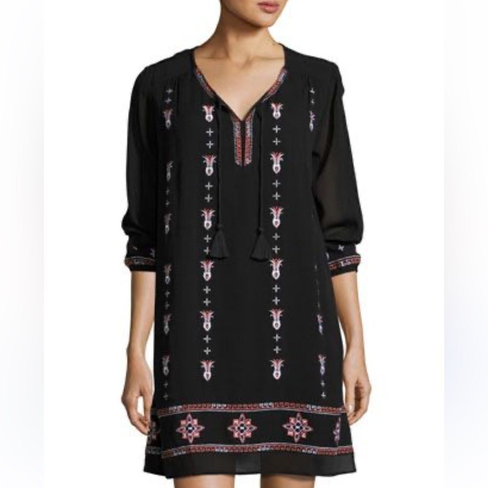 NM M Black White Coral Long Sleeve Embroidered Bohemian Tassel Front Dress